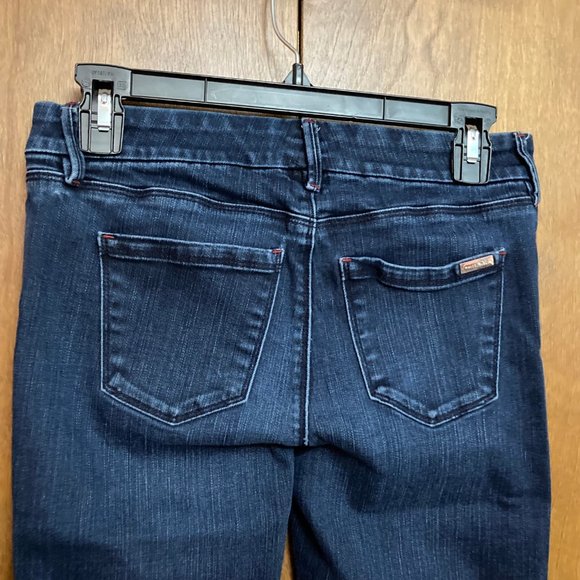 WHBM Skinny Ankle Jeans with Ankle Button Detailing - Size: 0 - Picture 7 of 16